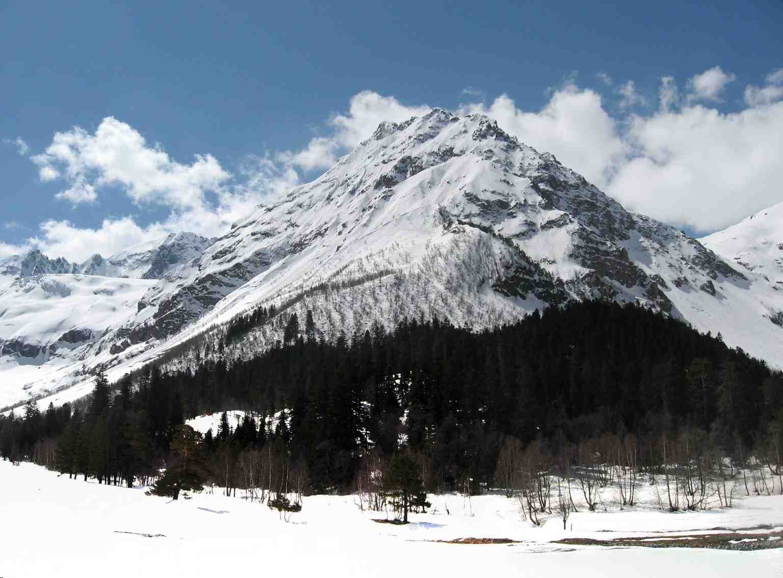 Отчет о походе по озерам Архыза в мае 2009 года