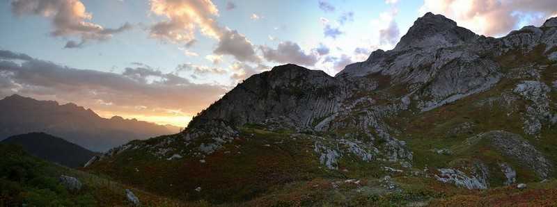 Поход по горам и пещерам Абхазии