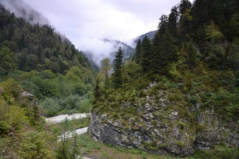 Поход по горам и пещерам Абхазии