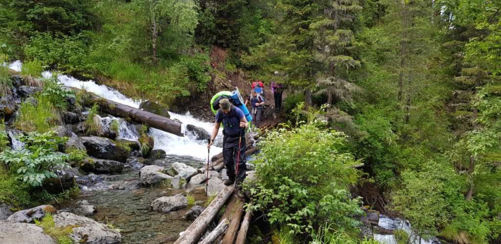 Поход к подножью Белухи