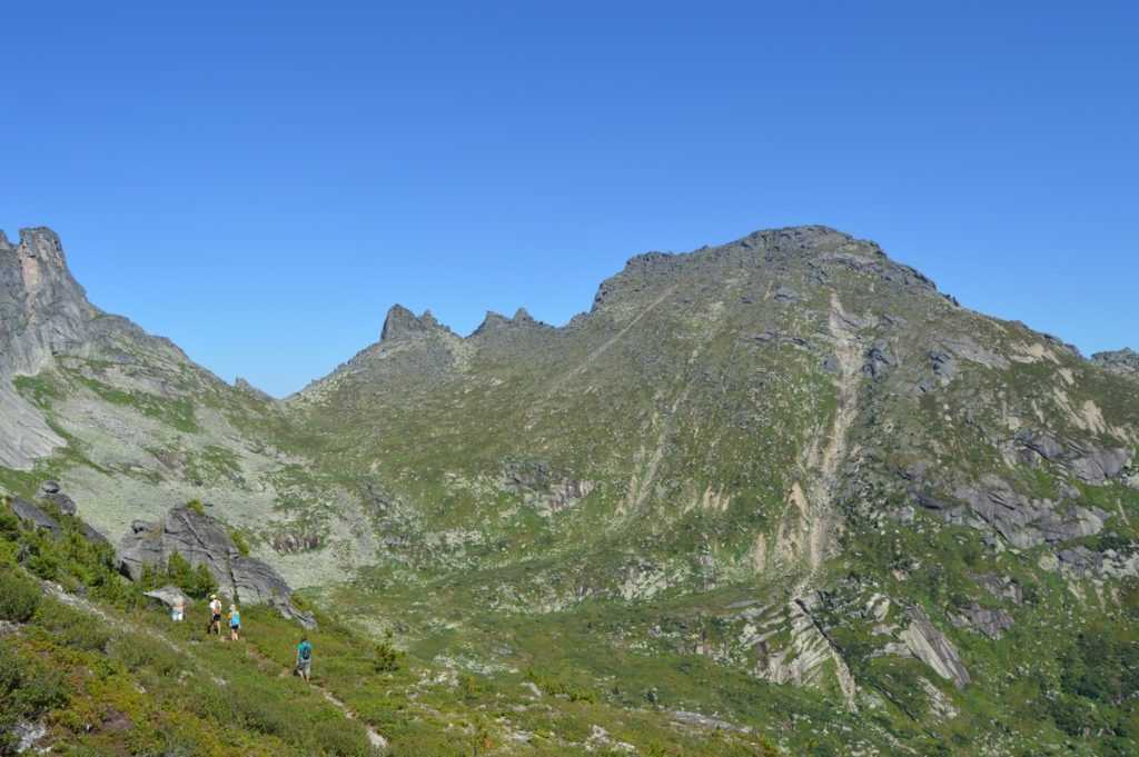 Гора Динозавр Ергаки