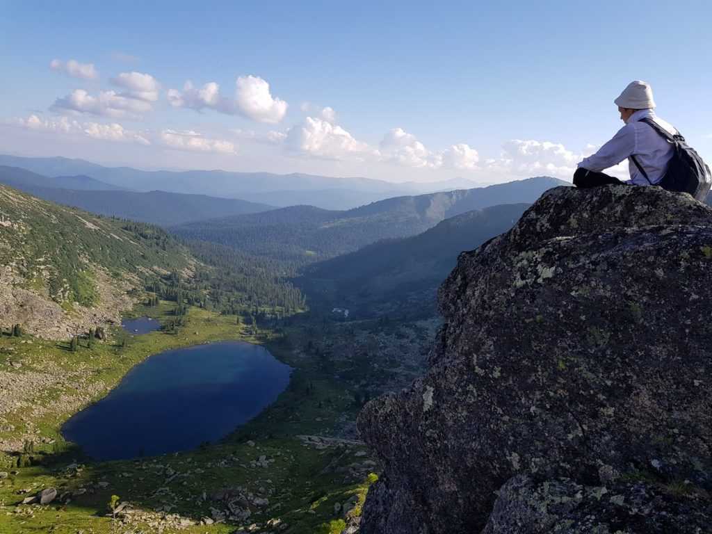 Озеро Мраморное – вид с перевала Курсантов, Ергаки