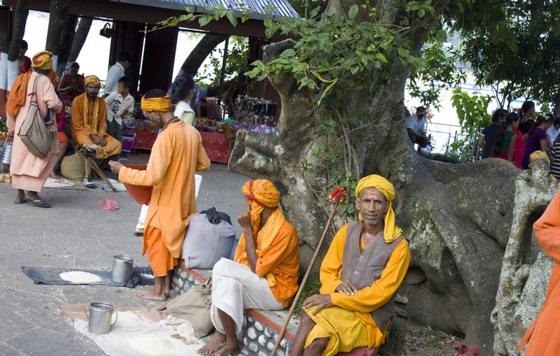 Храм на озере Фева