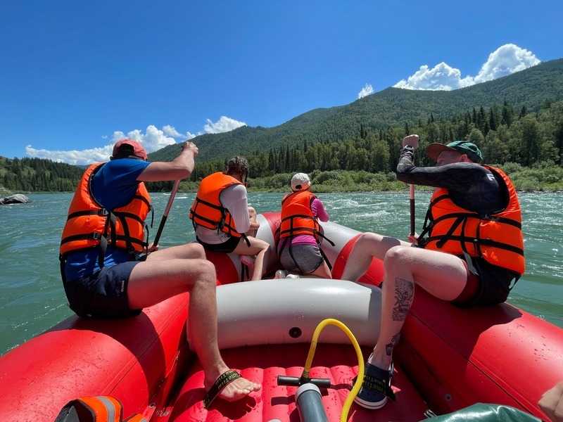 Поход к подножию Белухи (всё включено)