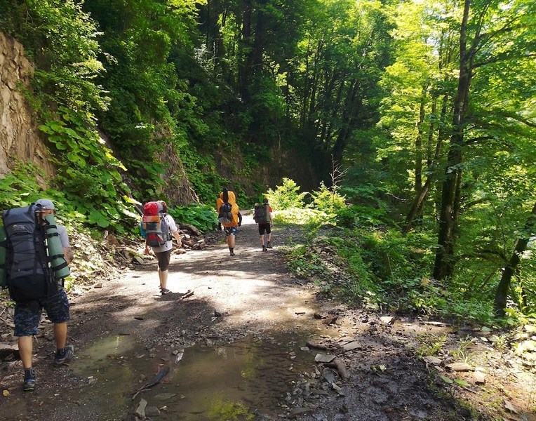 Через горы к Черному морю